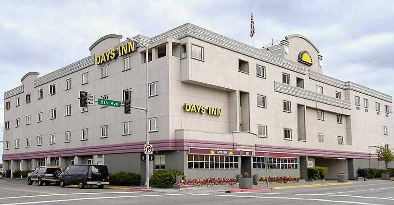 Guesthouse Inn & Suites Anchorage Inn Екстериор снимка